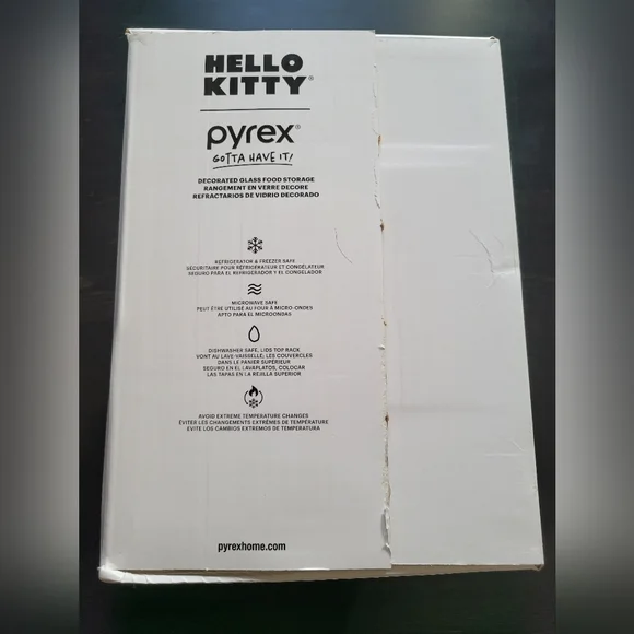 Hello Kitty Pyrex (10 piece exclusive) - Picture 5 of 7